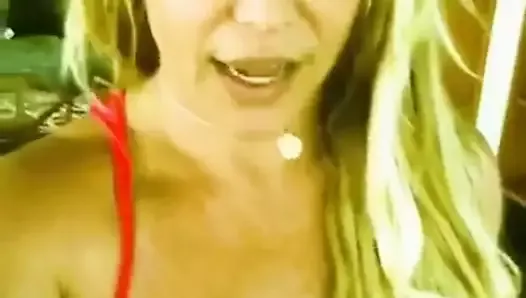 Britney Spears selfie in bikini