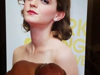 Cum hołd bogini Emma Watson 7