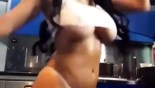 boobs dance