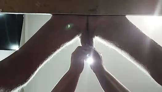 Mulut ibu tiriku dicrot sperma hangat setelah nyepong kontol