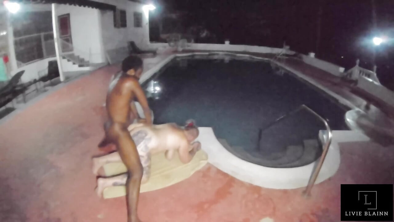 โดนจับได้บนกล้อง - เจ้าของโรงแรมถ่ายเราเย็ดกัน