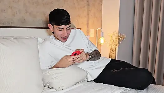 From innocent girl on Instagram to porn actress... I still can't believe it - Esteban Gamboa & Andrea Castro