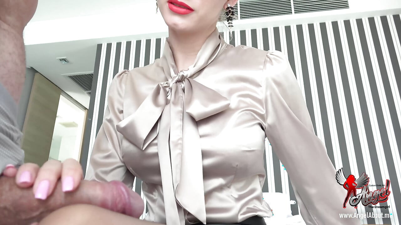 684 She's Magnificent in That Nylon