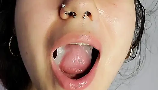 Beautiful College Slut Wants Cum on Her Face