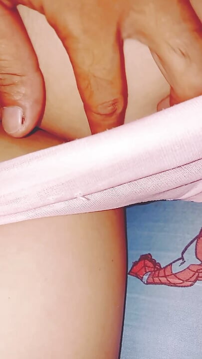 Stepdad Sneaks into my Room and Ended up Fucking me Hard.PART1