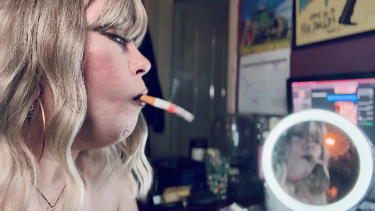Smoke In The Mirror – Beautiful Blonde Cougar Tina Snua Smoking 1 cigarette With Lots Of Smoke –  Smoker