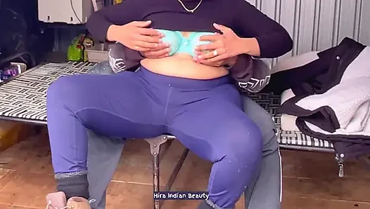 Atölye seksi: kadın patron çalışan tarafından sert anal sikişte sikiliyor - romantik sevişme