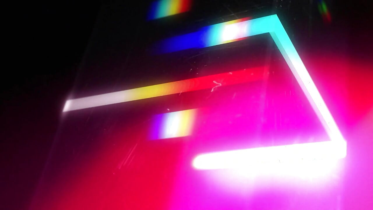 BLACK TGIRLS - Regina Cammii se întoarce mai sexy decât chiar