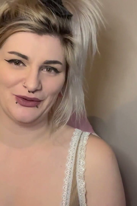 Närbild leenden och chattar
