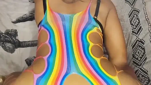 Bu sevimli Asyalı sürtük için ilk anal.