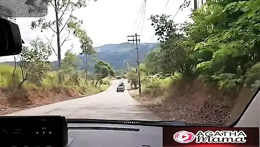 Agatha Mama in On the Road Ich habe mich allein entschieden, mich zu entspannen, ich hatte nur vergessen, dass Karfreitag war