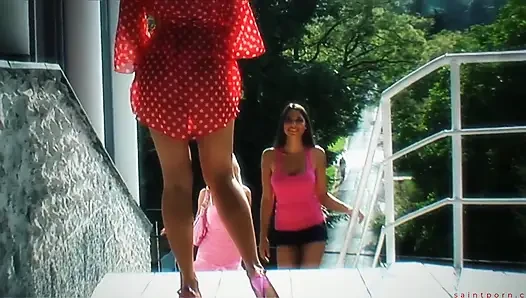 Üç gerçek bebek sexxxy lezbiyen oyun zamanına giriyor