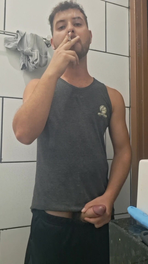Smoking and stroking, smoking fetish
