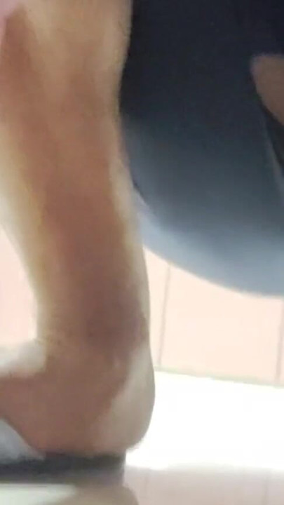 Kitchen mein kam kamwali bai Ko dekhkar khada ho gaya | Clip 1