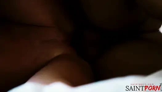 Mia manarote beginnt ihren tag richtig