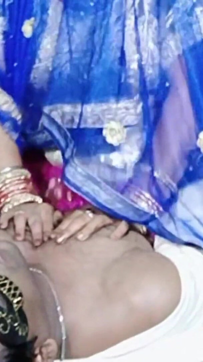 Desi Bhabhi neukavond ik Hindi-audio volledige video | Clip 2