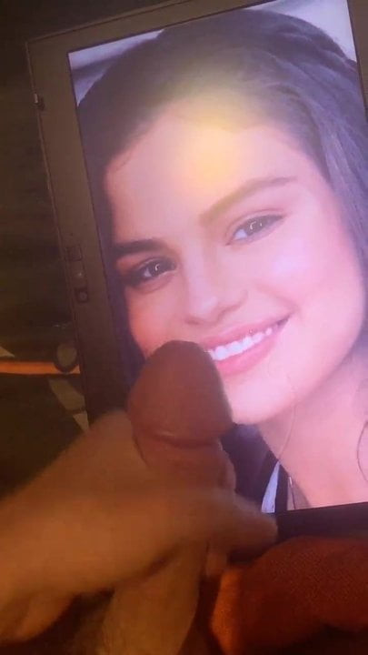 selenagomez cocktribute 8