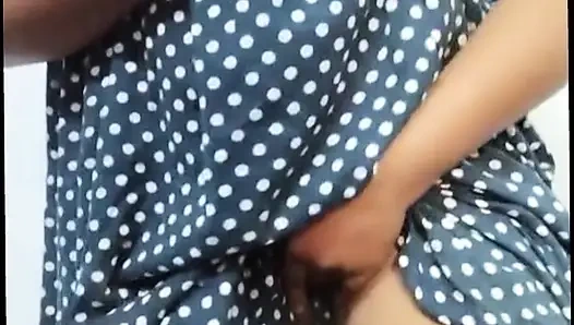 Yengenin süt ve altının nasıl gösterileceğini gösteren yeni videoyu izleyin.