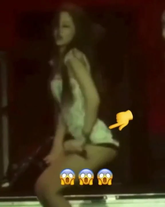Jennie Kim hot ass