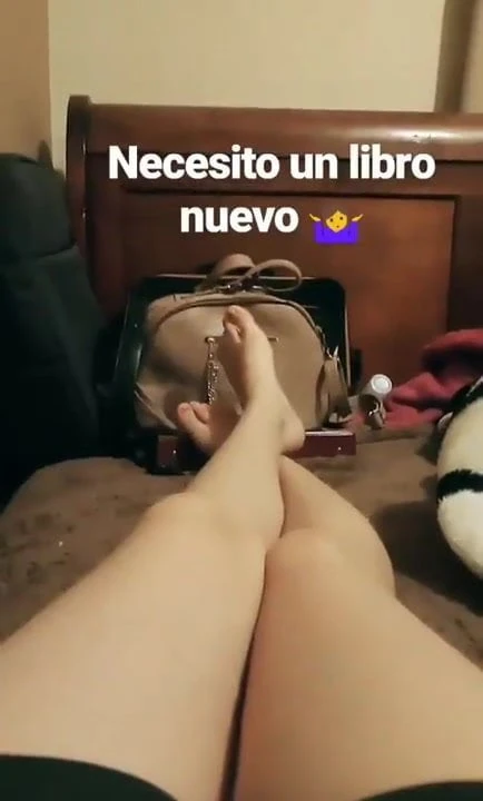 Andrea Feet