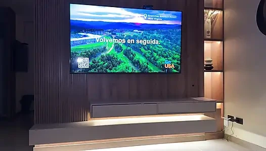 Ich habe meinem nachbarn ein glas guten drink gekauft, wir wurden angemacht, und er fickte mich wild!