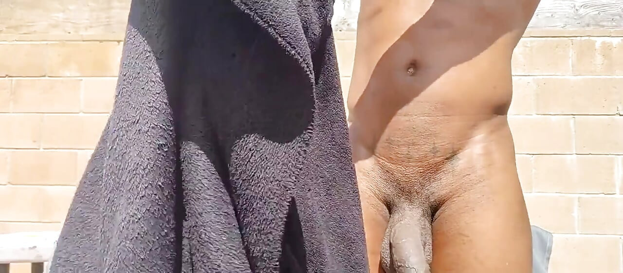 Takapihan piknikpöytä Cumshot