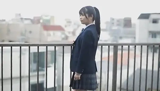 Önce seni sevdim ve seni herkesten çok seviyorum