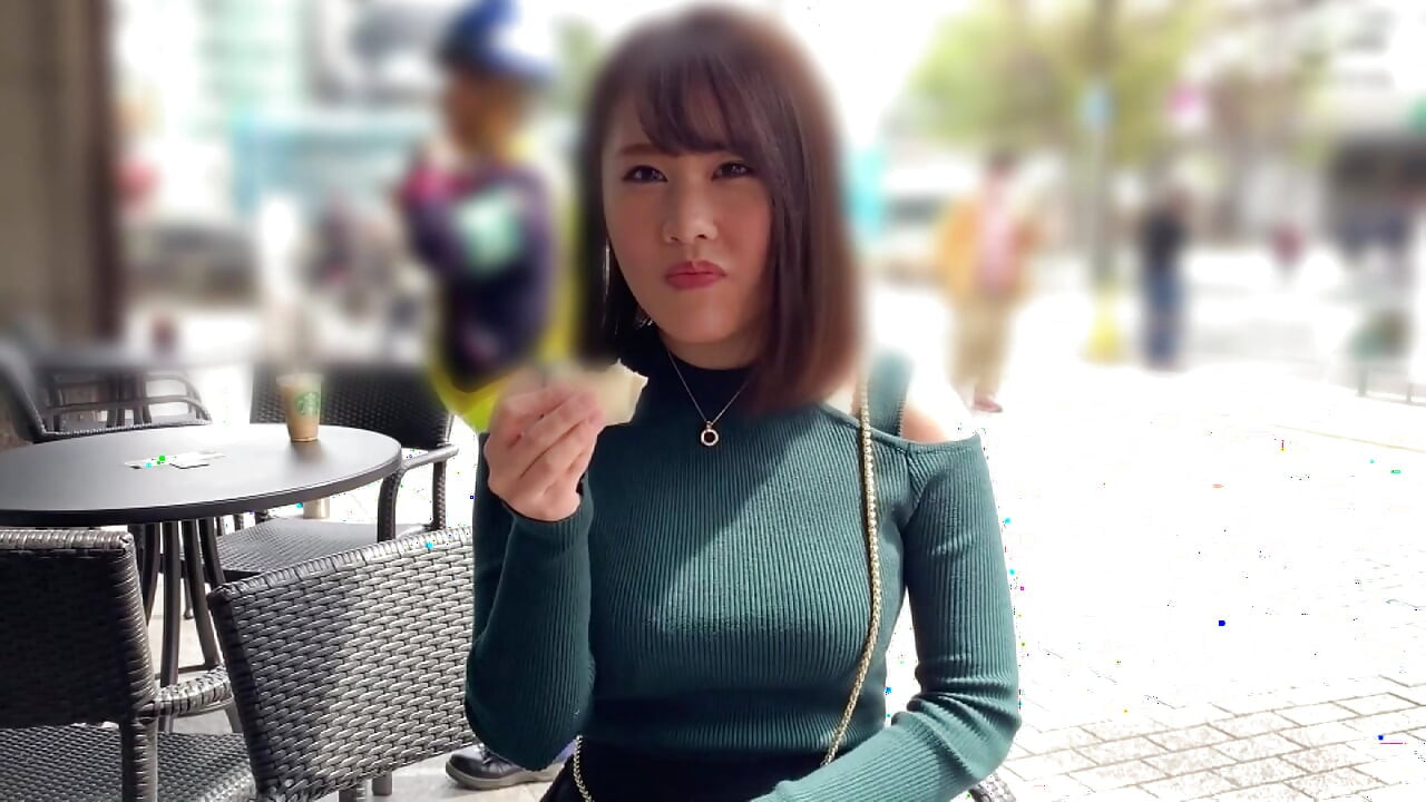 A154F01 Watching a busty girl with a cheerful smile in a private shoot on a matching app, with a sexy orgasm