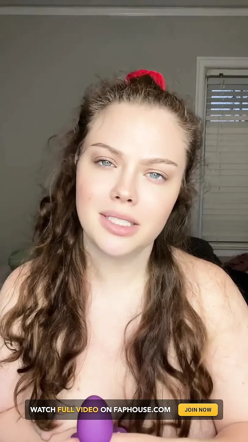 Stepmom POV Comparing Your Dads Huge Cock to Yours