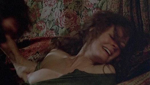 Susan Sarandon nuda con tette e capezzoli in King of the gypsies