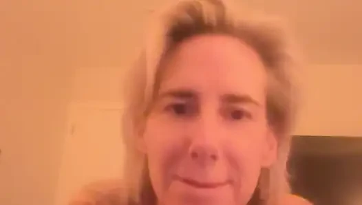 Horny After Dirty Chat with a Complete Stranger, I Made Myself Cum for Him