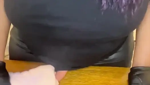 Dieses spielzeug ist zu eng für meinen strap-on!