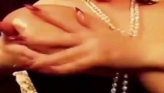 Breast of Britain 7