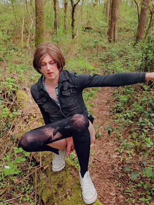 Sucking a Stranger in the Woods