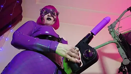 Fetiş kauçuk dominatrix eva lateks mor elbise maskesi büyük götlü orta yaşlı seksi kadın oyuncakları bdsm kadın egemenliği solo ateşli