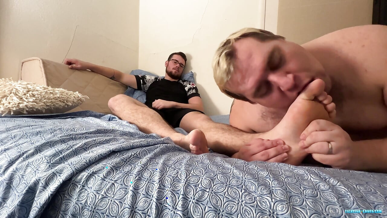 Cdubs tapıyor ve mastürbasyon yapıyor