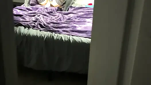 Üvey baba her zaman izliyor