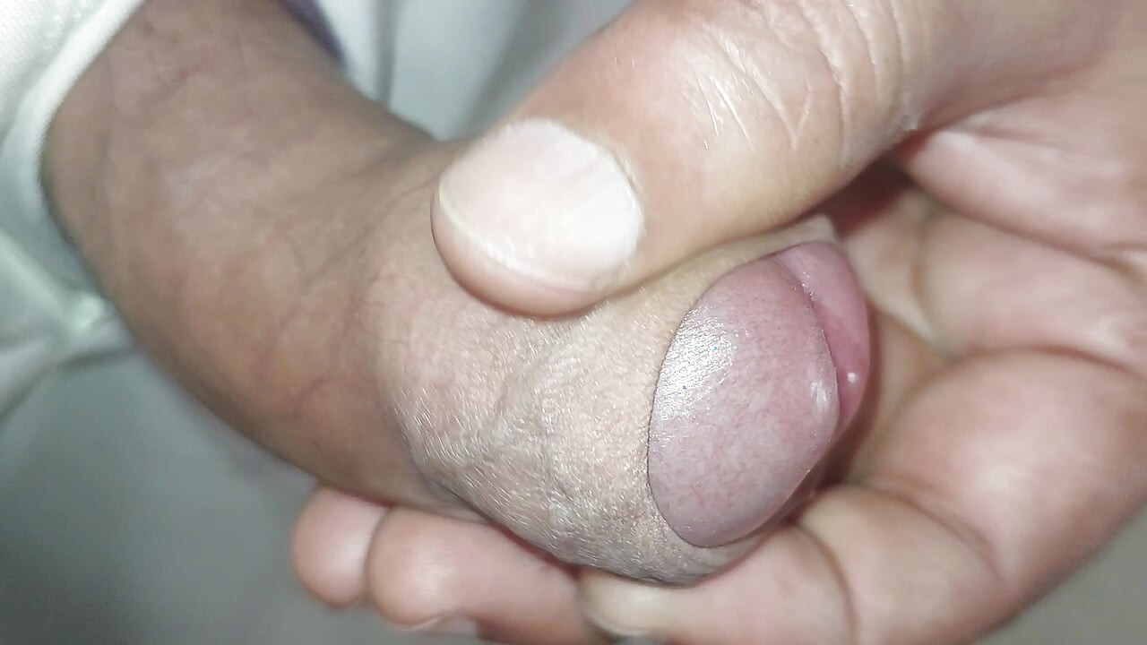 My dad gives me handjob