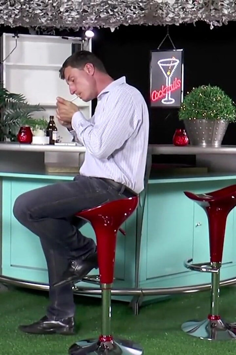 Big cock sucking pussy licking in 69 position, in the bar