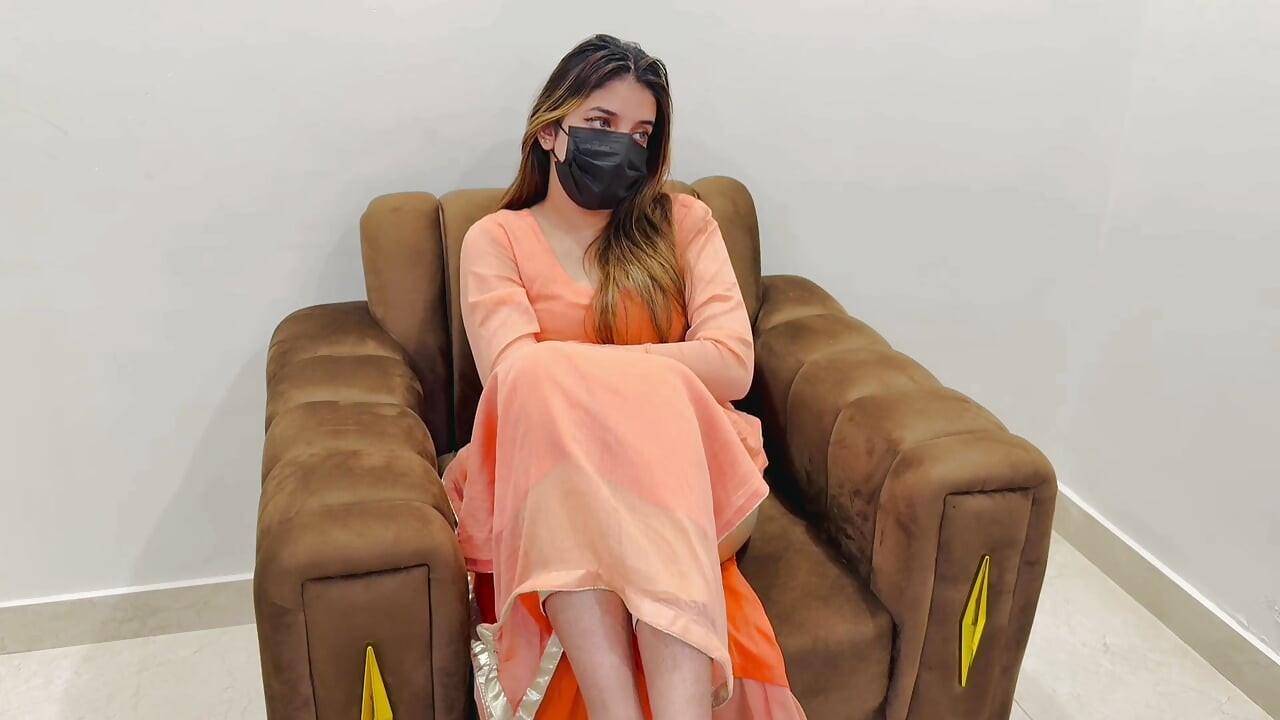 الليلة الماضية مع ابنة عمي المتحمسة (كلام قذر)