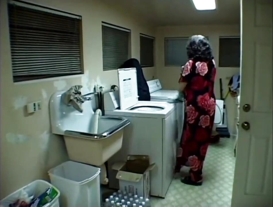 Big chubby milf pussy fucking...cum on face