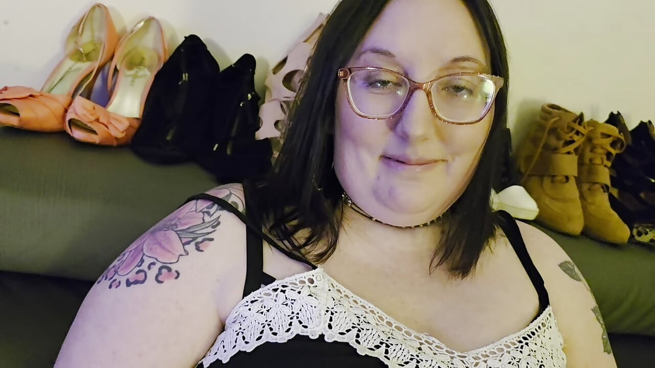 Cand!d Sandra BBW žena vara muža sa starom ljubavnicom iz srednje škole
