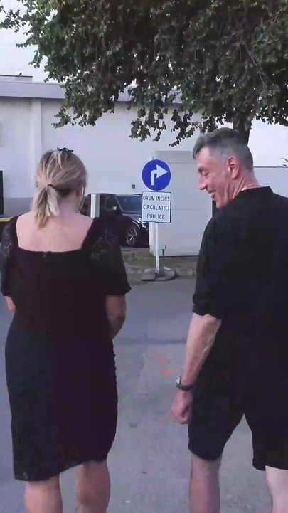 Pitao za vrijeme na ulici i već jebao.