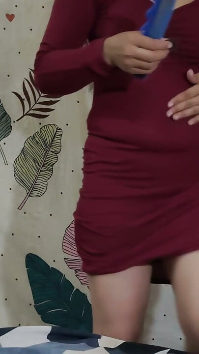 Red Dress See My Bhabhi Sunni Indian Housewife Hot Scenes