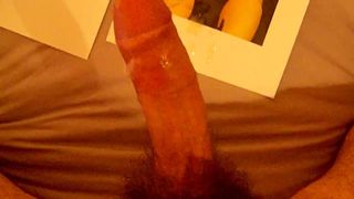 Cum tribute: tribute for hotmissxy lots of cum for her pussy