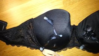 2nd Cum on Stolen Etam Strapless Bra 36D from my Neighbour