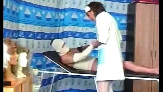 Perawat berjembut dibanting anal