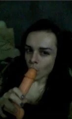 Laura玩strip-suck-ride