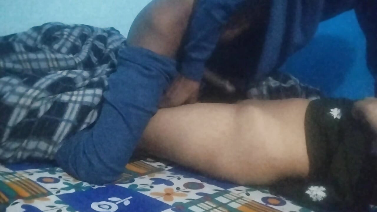 Indyjska desi dziewczyna ciężko jebanie w domu