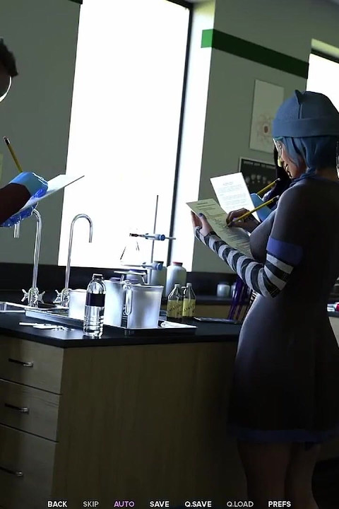 Tabu Sveučilište #03 - Kemijski sat s prekrasnom crnom 18-godišnjakinjom i plavokosom emo